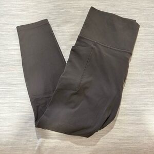 Athleta Salutation Stash 7/8 - Grey